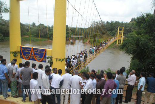 B Ramanath Rai inaugurates bridge at Ganjimata1